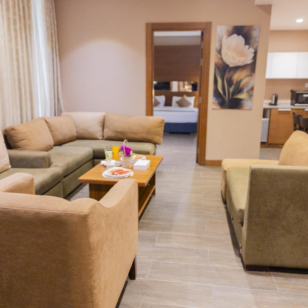 The Seventh Star Hotel Suites Amman Exterior photo