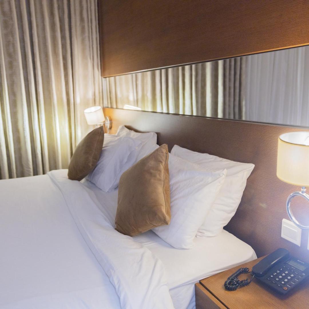 The Seventh Star Hotel Suites Amman Exterior photo